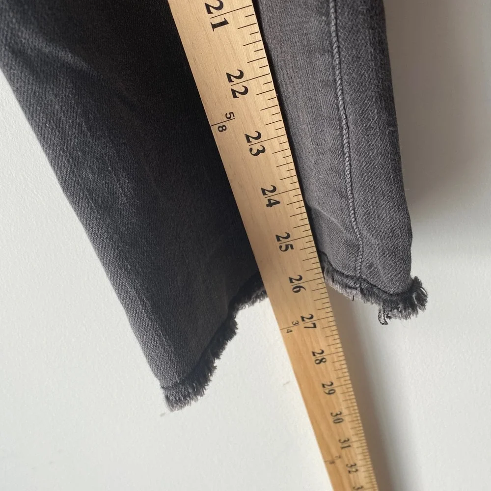 OshKosh Jeans Girls 7 Black Frayed Hem Button Front High Rise Cropped Denim Snap